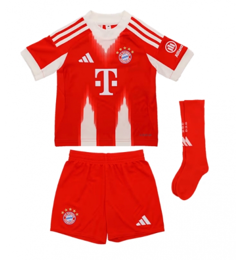 Koszulka piłkarska Bayern Munich Dayot Upamecano #2 Koszulka Podstawowej dziecięce 2025-26 +Krótkie Spodenk 2 Koszulka piłkarska Bayern Munich Dayot Upamecano #2 Koszulka Podstawowej dziecięce 2025-26 +Krótkie Spodenk