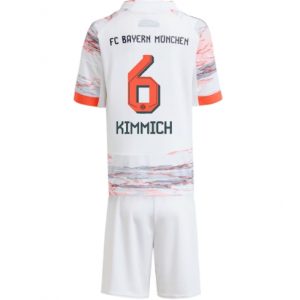 Koszulka piłkarska Bayern Munich Joshua Kimmich #6 Koszulka Wyjazdowej dziecięce 2025-26 +Krótkie Spodenk