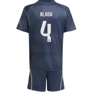 Koszulka piłkarska Real Madrid David Alaba #4 Koszulka Wyjazdowej dziecięce 2025-26 +Krótkie Spodenk Koszulka piłkarska Real Madrid David Alaba #4 Koszulka Wyjazdowej dziecięce 2025-26 +Krótkie Spodenk