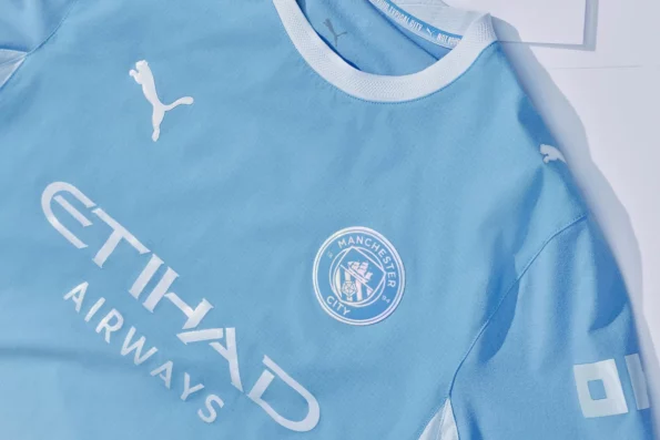 Nowy strój Manchesteru City na sezon 26/27 Nowy strój Manchesteru City na sezon 26/27