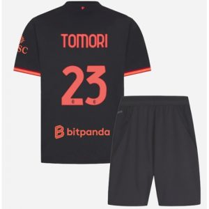 Koszulka piłkarska AC Milan Fikayo Tomori #23 Koszulka Trzeciej dziecięce 2026-27 Krótki Rękaw (+ Krótkie spodenki) 156 Koszulka piłkarska AC Milan Fikayo Tomori #23 Koszulka Trzeciej dziecięce 2026-27 Krótki Rękaw (+ Krótkie spodenki)