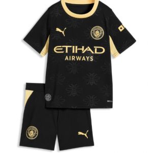 Koszulka piłkarska Manchester City Koszulka Wyjazdowej dziecięce 2026-27 Krótki Rękaw (+ Krótkie spodenki) Koszulka piłkarska Manchester City Koszulka Wyjazdowej dziecięce 2026-27 Krótki Rękaw (+ Krótkie spodenki)